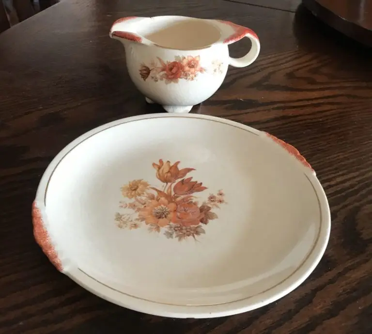 Rex Dishes-diz's cafe
