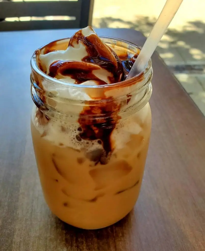 Rolling Around in the Mudslide at Diz's Cafe
